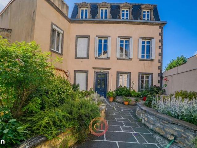 Maison 6 pièces 150 m²