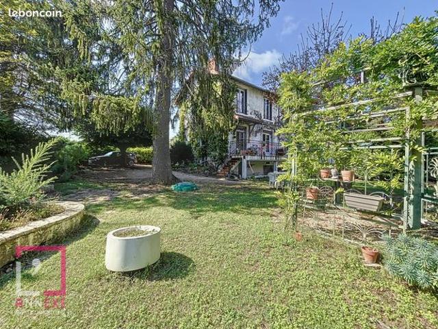 Maison 6 pièces 150 m²