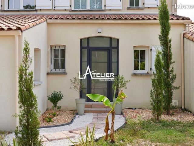 Maison 6 pièces 150 m²