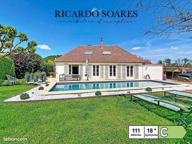 Maison 6 pièces 150 m²