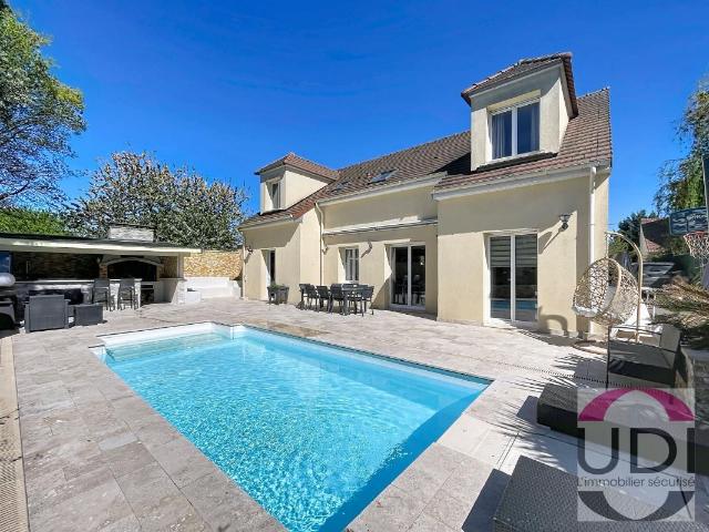 Maison 6 pièces 150 m²