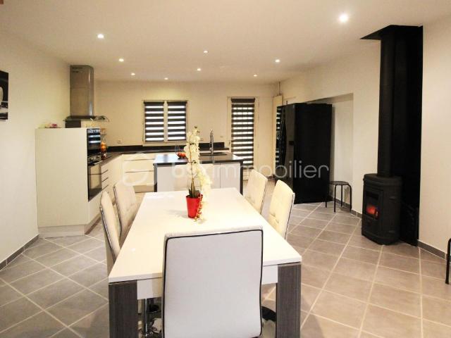 Maison 6 pièces 150 m²