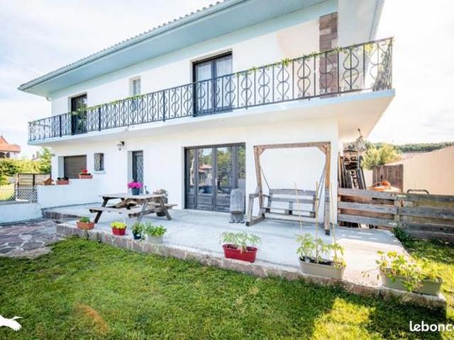 Maison 6 pièces 150 m²