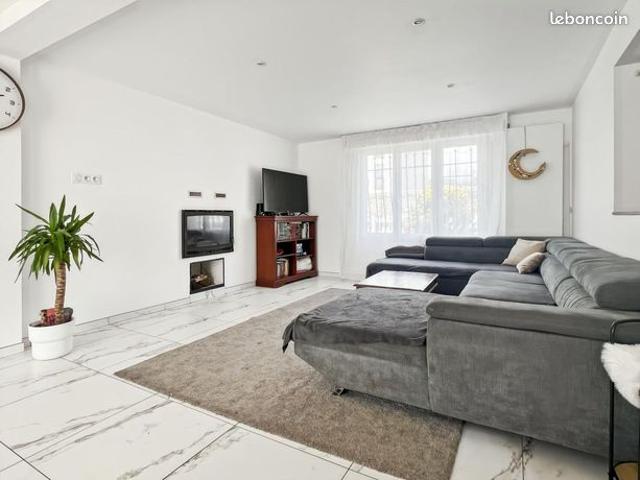 Maison 6 pièces 150 m²