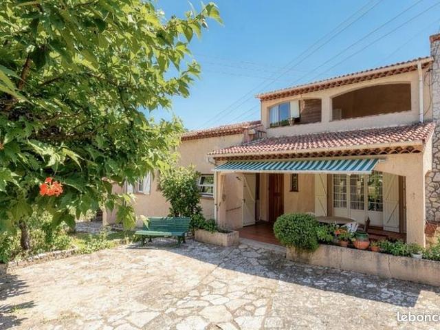 Maison 6 pièces 150 m²