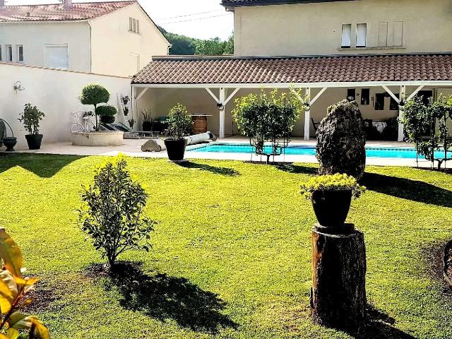 Maison 6 pièces 150 m²