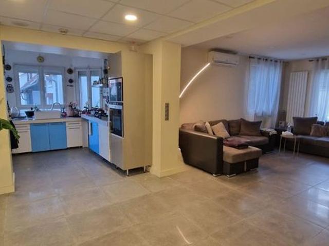 Maison 6 pièces 150 m²