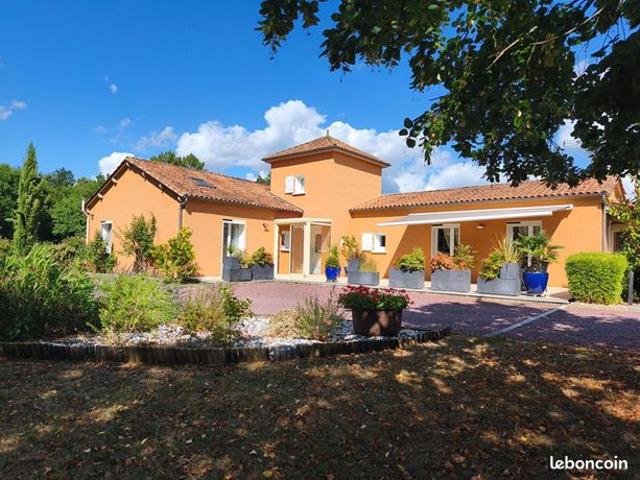 Maison 6 pièces 150 m²