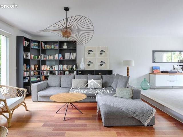 Maison 6 pièces 150 m²