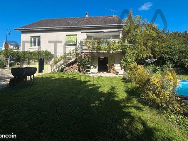Maison 6 pièces 150 m²