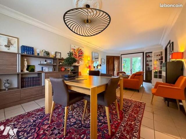 Maison 6 pièces 150 m²