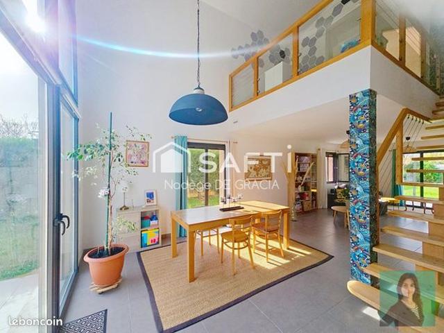 Maison 6 pièces 150 m²
