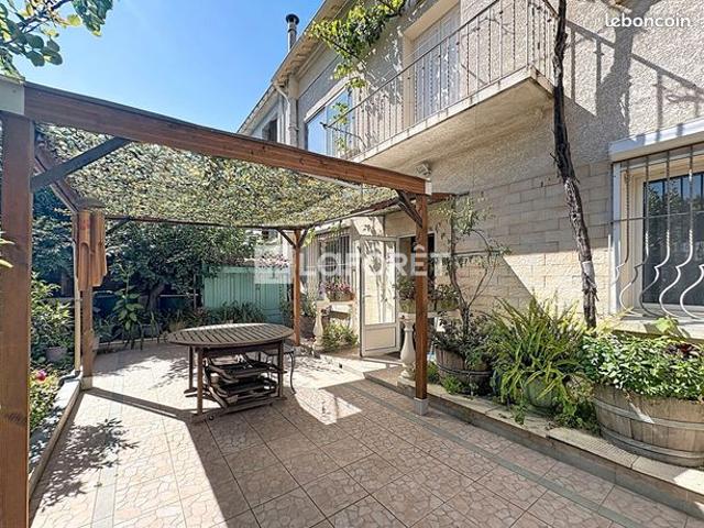 Maison 6 pièces 150 m²