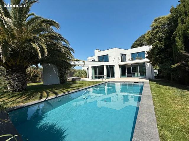 Maison 6 pièces 150 m²