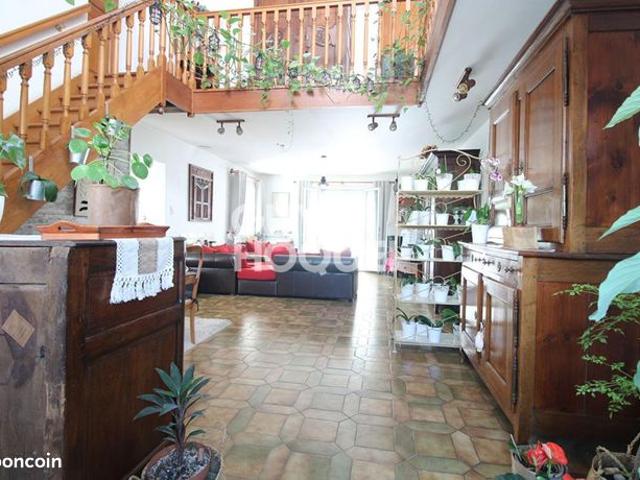Maison 6 pièces 150 m²