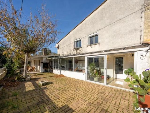 Maison 6 pièces 150 m²