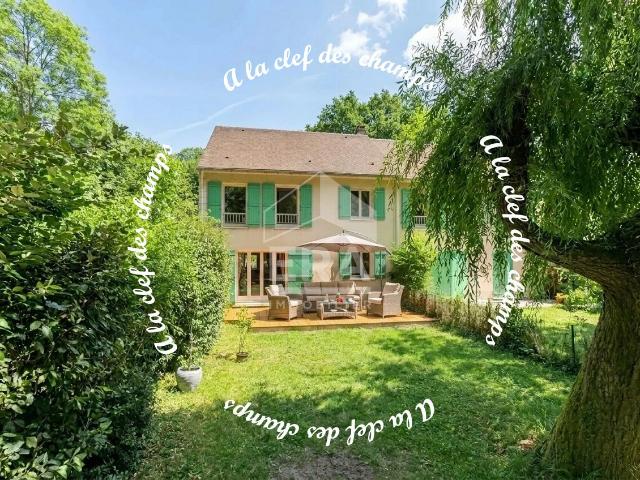 Maison 6 pièces 150 m²