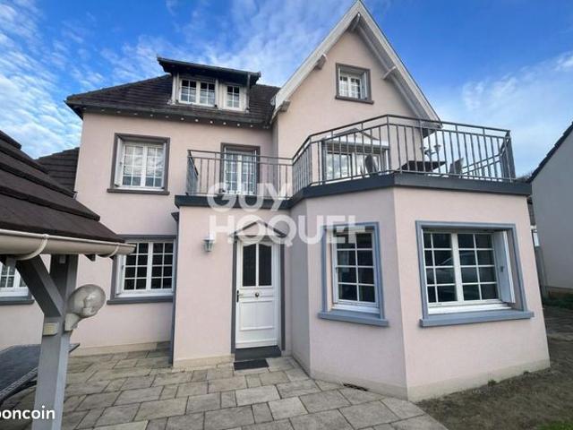 Maison 6 pièces 150 m²