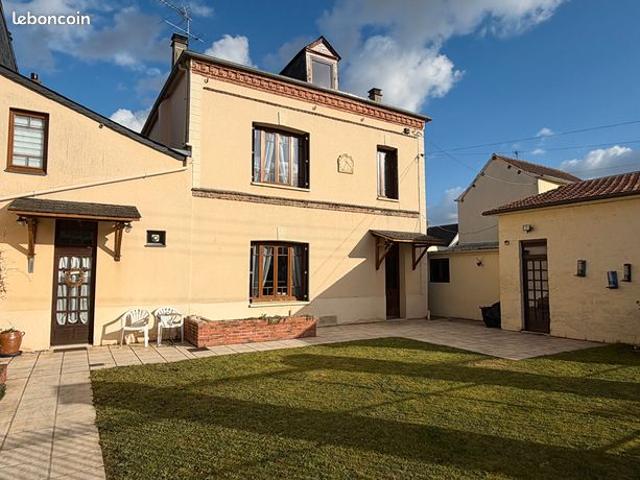 Maison 6 pièces 150 m²