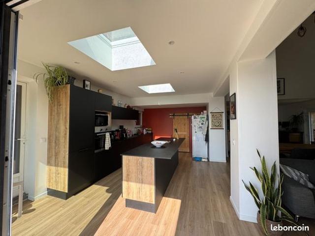 Maison 6 pièces 151 m²