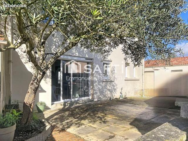Maison 6 pièces 151 m²