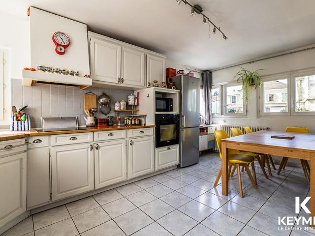 Maison 6 pièces 151 m²