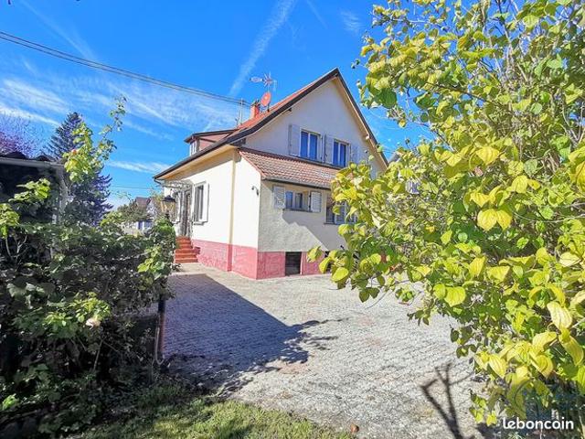 Maison 6 pièces 151 m²