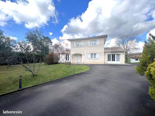 Maison 6 pièces 151 m²