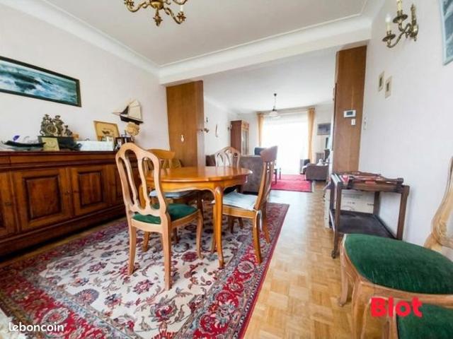 Maison 6 pièces 151 m²