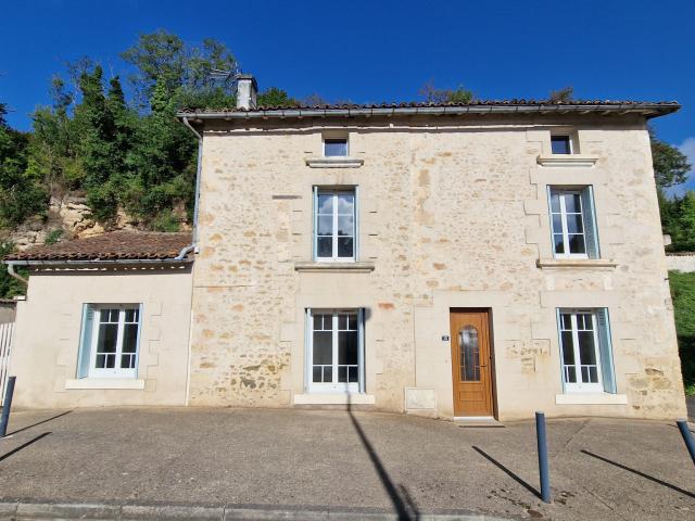 Maison 6 pièces 151 m²
