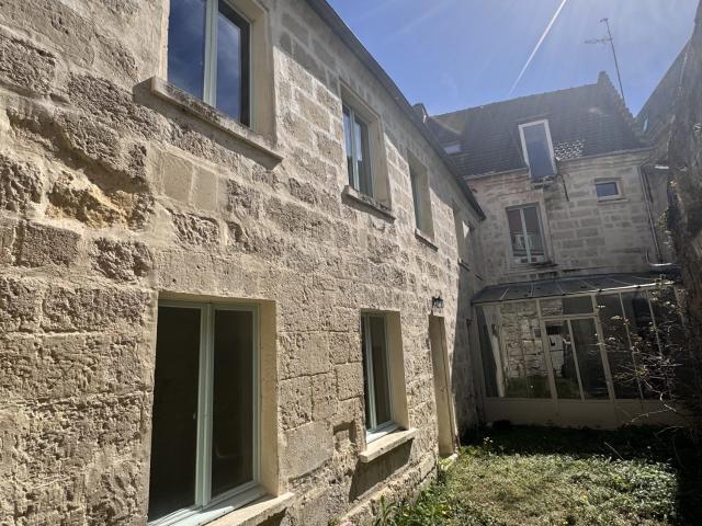 Maison 6 pièces 151 m²