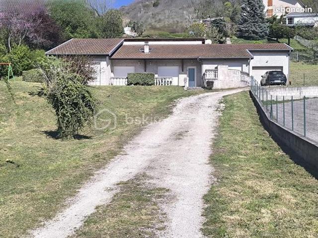 Maison 6 pièces 151 m²
