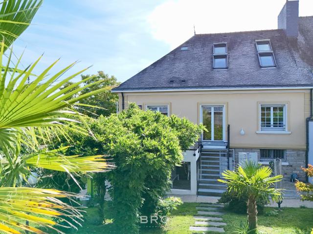 Maison 6 pièces 151 m²