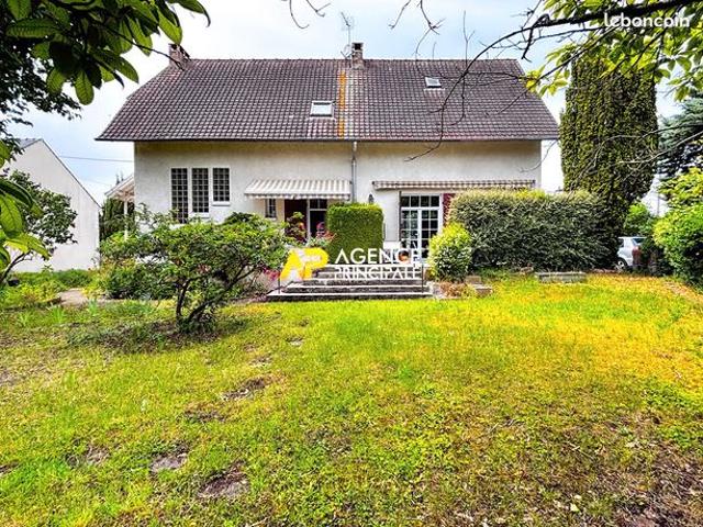 Maison 6 pièces 151 m²