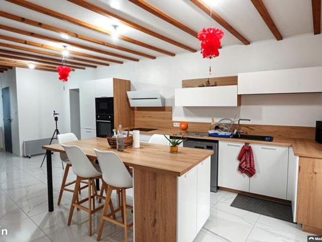 Maison 6 pièces 151 m²