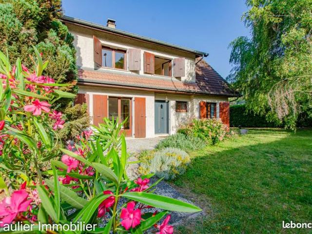 Maison 6 pièces 151 m²