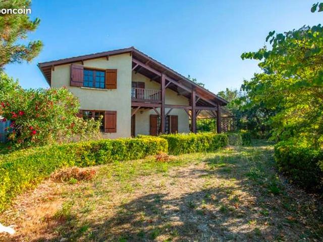 Maison 6 pièces 151 m²