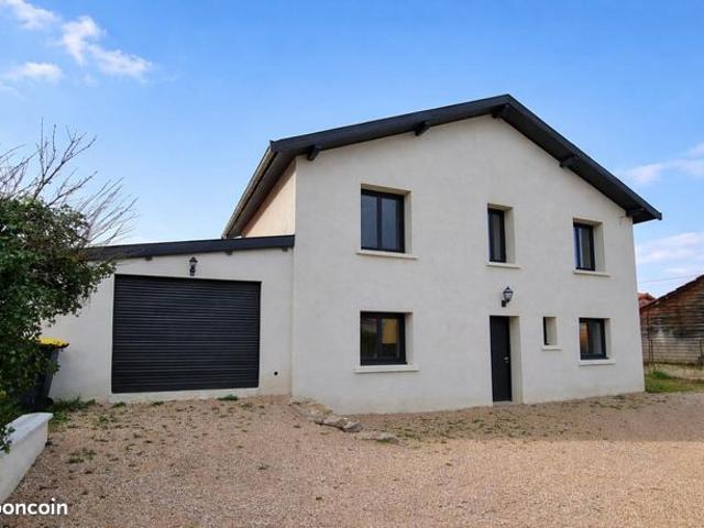 Maison 6 pièces 151 m²