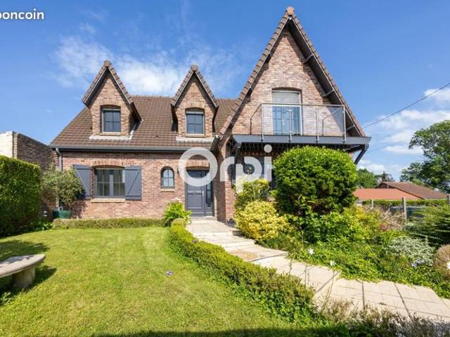 Maison 6 pièces 151 m²