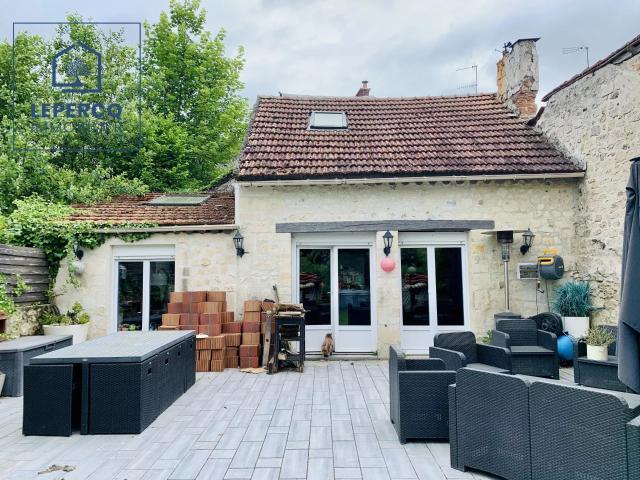 Maison 6 pièces 151 m²