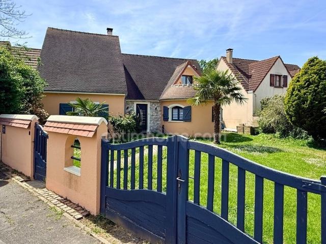 Maison 6 pièces 151 m²