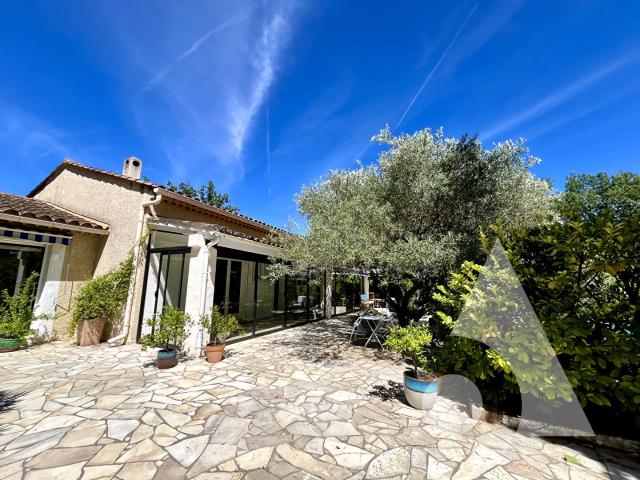 Maison 6 pièces 151 m²