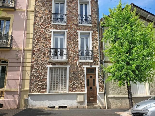 Maison 6 pièces 151 m²
