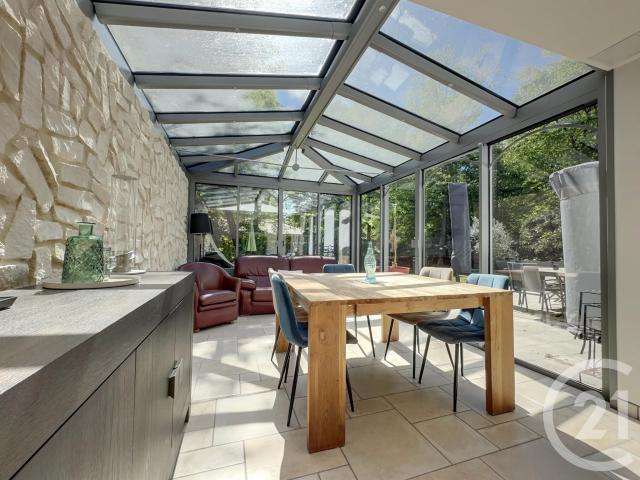 Maison 7 pièces 151 m²