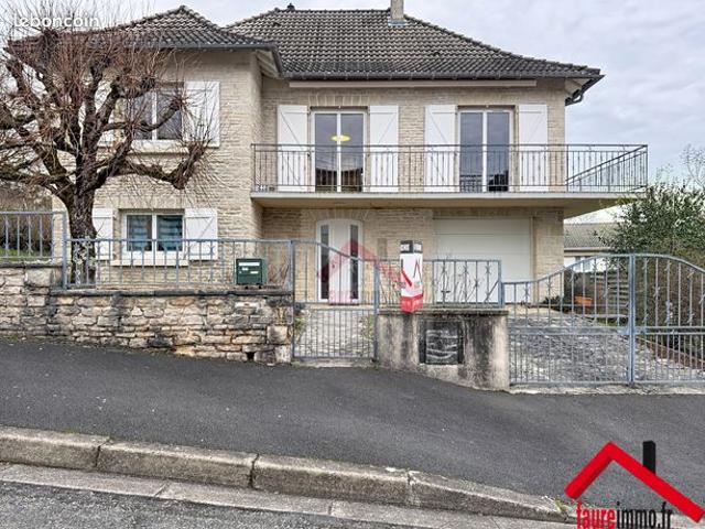 Maison 6 pièces 151 m²