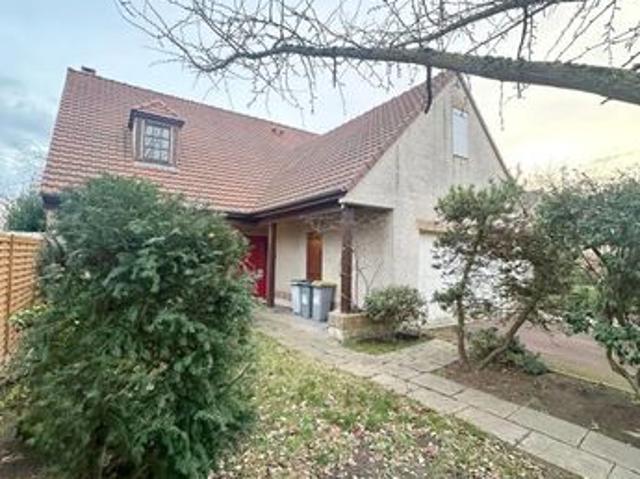 Maison 7 pièces 151 m²