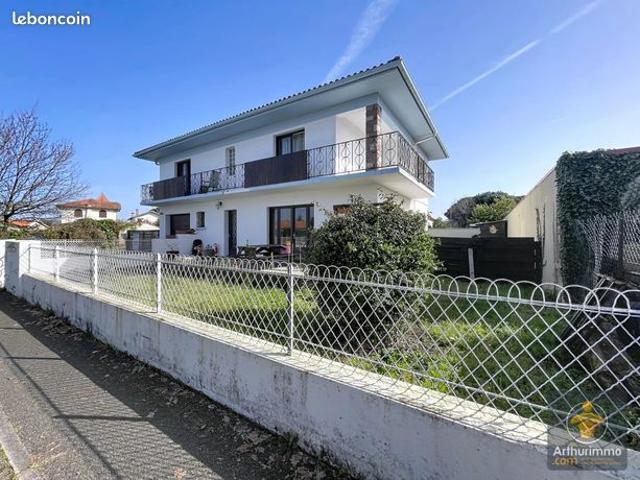 Maison 6 pièces 151 m²