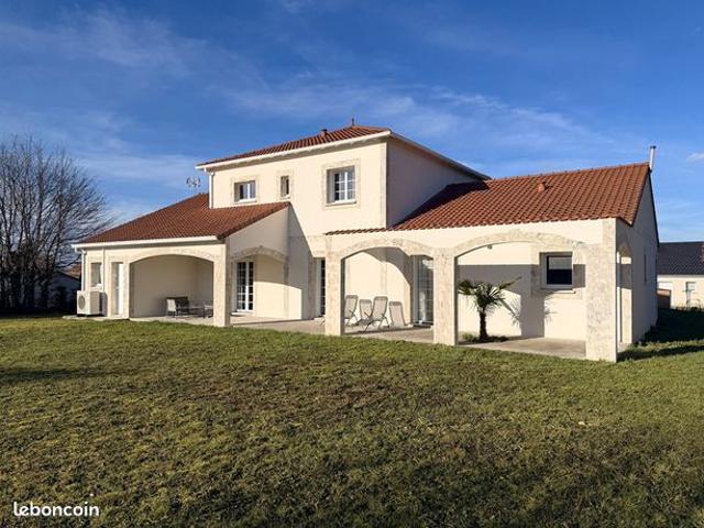 Maison 6 pièces 151 m²