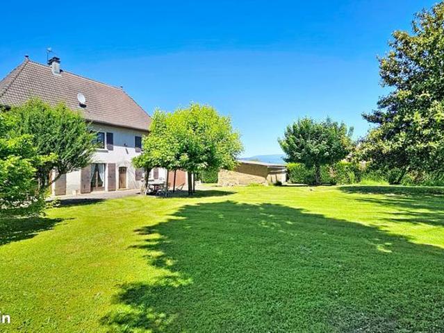 Maison 6 pièces 151 m²