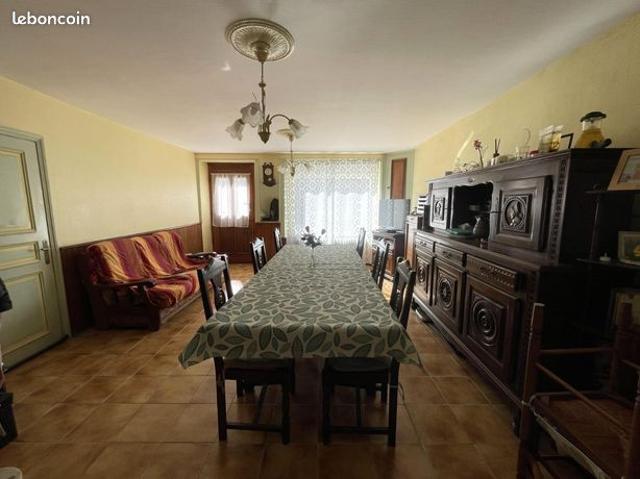 Maison 6 pièces 151 m²